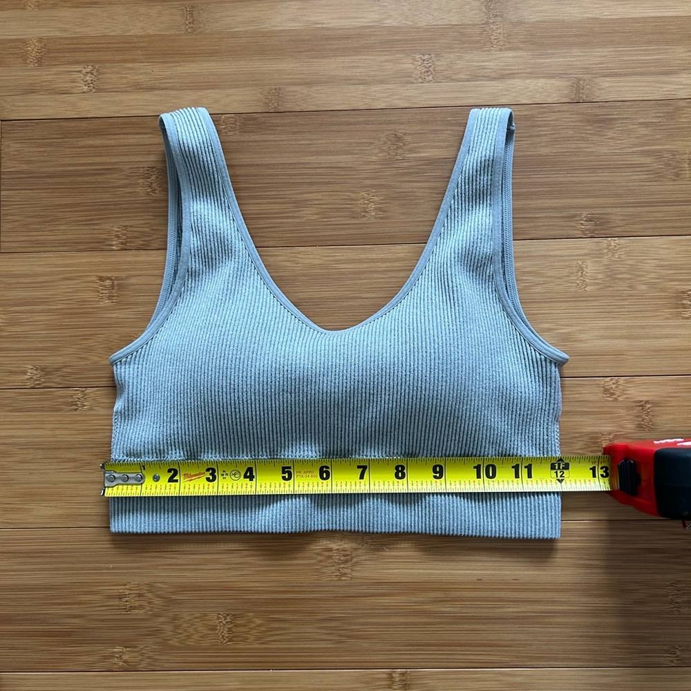 GAP Gray Ribbed Sports Bra - Picture 4 of 10